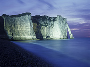 Noční Étretat